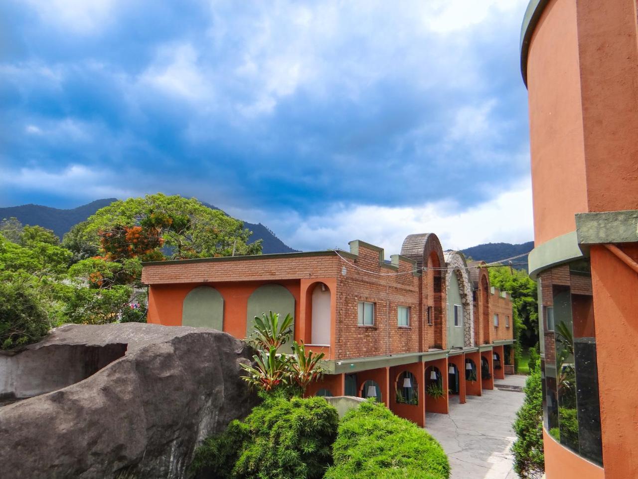 Silmar Hotel/Motel Rio Blanco  Екстер'єр фото